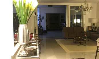 Imagem 4: Casa com 04 suites, com piscina aquecida, mezanino, construção moderna Condomínio Village