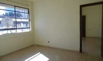 Imagem 3: Apartamento com 2 dormitórios para alugar, 70 m² por R$ 700,00/mês - Centro - Curitiba/PR