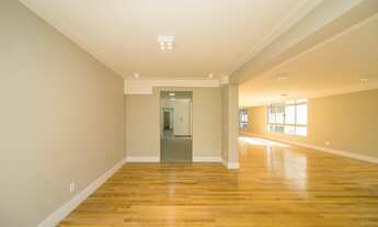 Imagem 3: Excelente Apartamento à venda com 3 Dormitórios sendo 1 Suíte possuindo 202 m² em Higienóp