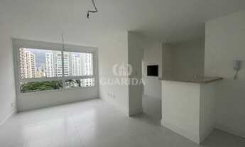 Imagem 3: Apartamento para comprar no bairro Passo Da Areia - Porto Alegre com 1 quarto