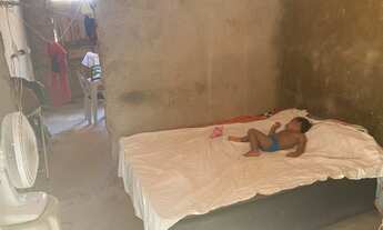 Imagem 3: Vendo terreno murado com dois compartimentos