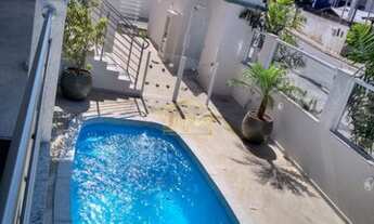 Imagem 6: Uma quadra do mar. Apartamento duplex com 2 dormitórios sendo uma suite