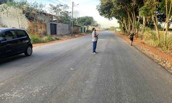 Imagem 2: Vendo lote 400 m setor parque das nações faço r$ 89.000 à vista leio o anúncio