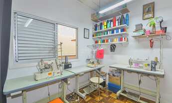 Imagem 2: Casa para venda com 250 metros quadrados com 2 quartos em Bacacheri - Curitiba - PR