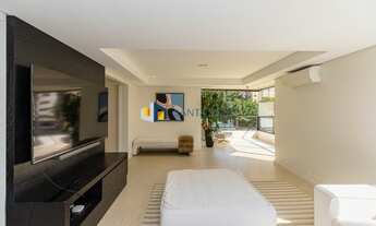 Imagem 2: Apartamento totalmente reformado em Moema Pássaros na Lavandisca, claro, ensolarado, fora