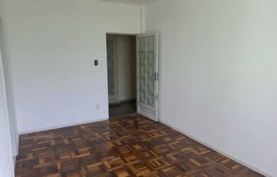 Imagem 2: Ótimo quarto sala no Encantado!