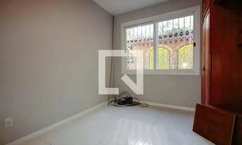 Imagem 7: Apartamento para Aluguel - Petrópolis, 2 Quartos, 77 m2