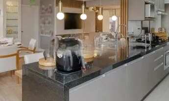 Imagem 2: Apartamento para venda tem 126 metros quadrados com 3 quartos em Petrópolis - Porto Alegre