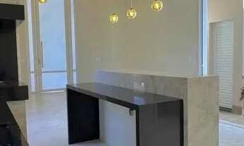 Imagem 2: Vendo Casa de 3 suítes no Condomínio Condomínio Belvedere 2