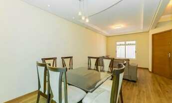 Imagem 3: Sobrado tríplex com 3 quartos, 1 suíte, mobiliado, 5 vagas, no Xaxim Curitiba