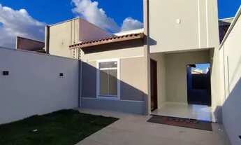 Imagem 2: Casa para venda com 120 metros quadrados com 3 quartos