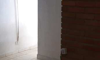 Imagem 4: Ponto comercial/Loja/Box para aluguel possui 35 metros quadrados