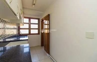 Imagem 2: Apartamento para aluguel possui 77 metros quadrados com 2 quartos em São João - Porto Aleg