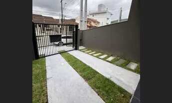 Imagem 4: Sobrado para venda possui 118 metros quadrados com 3 quartos em iririu - Joinville - Santa