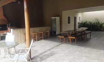 Imagem 3: Casa com piscina (área de lazer