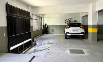 Imagem 2: Apartamento Apartamento com 4 dormitórios