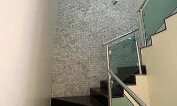 Imagem 7: Casa duplex projetada com piscina