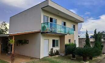 Imagem: Casa com 350m² de área total em Mario