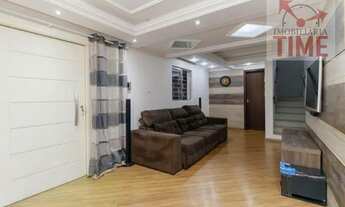 Imagem 3: Sobrado com 4 dormitórios para alugar, 110 m² por R$ 5.905,72/mês - Novo Mundo - Curitiba