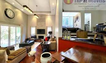 Imagem 6: Casa de condomínio para venda possui 550 metros quadrados com 4 quartos