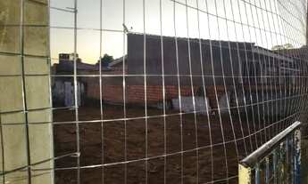 Imagem 3: Terreno para Venda - 230m², 0 dormitórios, Partenon