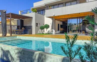 Imagem 6: Sobrado Granville Casa em Condomínio com 4 Quarto(s) e 7 banheiro(s) à Venda, 820.00 por R