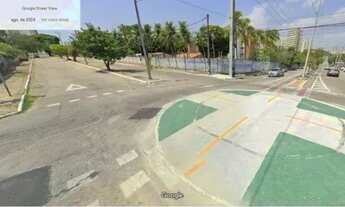 Imagem 2: Terreno de esquina no Cambeba com 2737m² - Ruas movimentadas