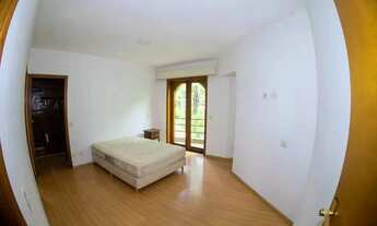 Imagem 7: Casa à venda e para alugar em Santana de Parnaíba, Alphaville, com 5 suítes, com 422 m²