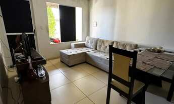 Imagem 4: Casa com quintal na rua principal em Condomínio