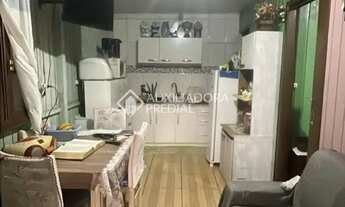 Imagem 7: Oportunidade Residencial: Casa com Acesso Estratégico à BR-101 em Alto Arroio, Imbituba