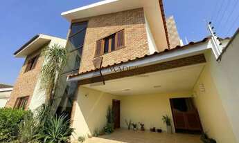 Imagem: CASA A VENDA NO JARDIM SANTA HELENA - MARINGÁ