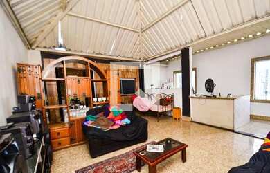 Imagem 5: Casa à Venda - Sagrada Família, 3 Quartos, 300 m2