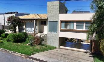 Imagem 2: Casa alto padrão no Condomínio Montserrat 4 quartos