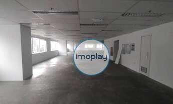 Imagem 5: Conjunto comercial com 1024m² vão livre, com piso elevado, 04 banheiros, 02 copas e 08 vag