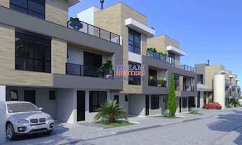 Imagem 14: Casa em Condomínio de 160m² no bairro Santa Felicidade, com 3 quartos (3 suítes), 4 banhei