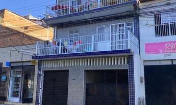 Imagem: Aluga um apartamento no chão!