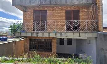 Imagem 2: Casa para venda possui 268 metros quadrados com 3 quartos em Vila Constança - São Paulo