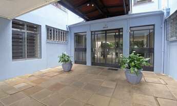 Imagem 2: Porto Alegre - Apartamento Padrão - Jardim Botânico