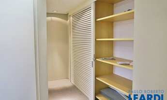 Imagem 6: CONJ. COMERCIAL - ALPHAVILLE - SP