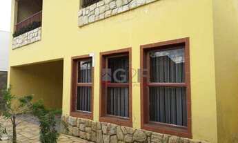 Imagem: ETQ - Casa com 4 dormitórios à venda