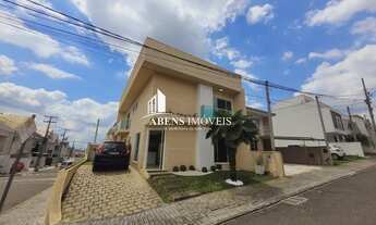 Imagem 3: Sobrado para Venda em Curitiba, Cachoeira, 3 dormitórios, 2 suítes, 3 banheiros, 3 vagas