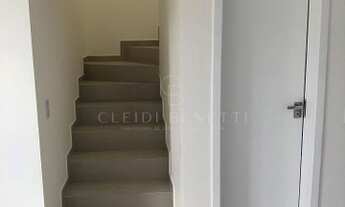 Imagem 4: Sobrado com 2 suítes no Bairro Cordeiros