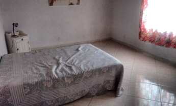 Imagem 2: Casa para venda possui 320 metros quadrados com 6 quartos