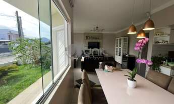 Imagem: FLORIANóPOLIS - Casa Padrão - Carianos