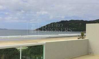 Imagem: Tríplex frente mar com 3 suítes