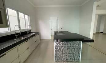 Imagem 4: Casa sobrado condomínio Gávea Paradiso toda montada com armários