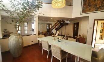 Imagem: Sobrado com 5 Dormitórios, sendo 3 Suítes