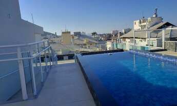 Imagem 4: Poucos metros do mar na região nobre. Apartamento com 2 dormitórios sendo uma suite