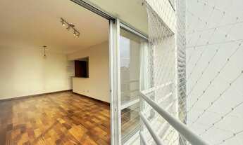 Imagem 6: Vendo apartamento dois dormitórios (uma suíte), varandas e duas vagas de garagem, uma opor