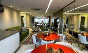 Imagem 3: Vendo 4qtos 3 suítes <br>Padrão Rio Ave <br>Finamente decorado